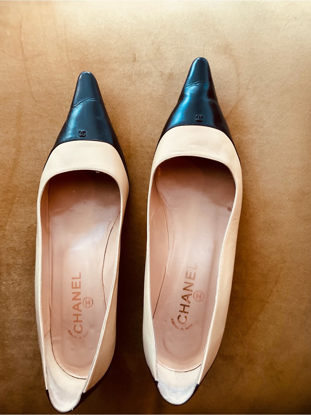 CHANEL Pointed Two-Tone Leather Flats in Black and Nude